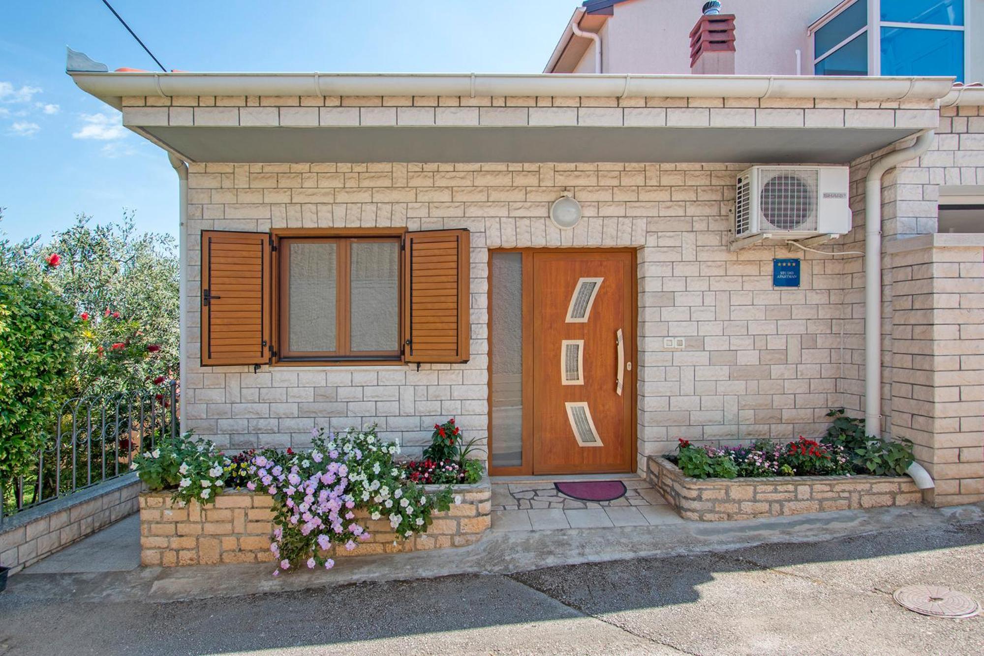 Studio Apartment Oliva Пула Экстерьер фото